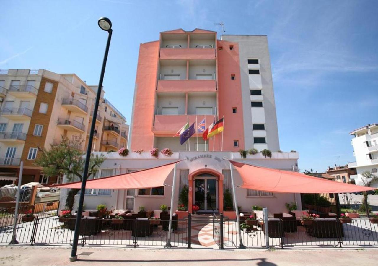 Miramare Inn Hotel Marotta Exteriér fotografie